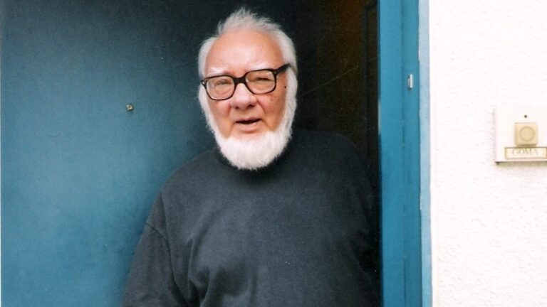 Paul Goma decorat post mortem cu distincţia Crucea Mitropoliei Basarabiei pentru mireni