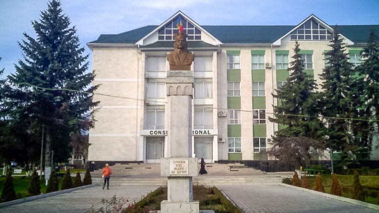 /DOC/ Mai mulți consilieri raionali și locali din raionul Drochia aderă la partidul Pro Moldova