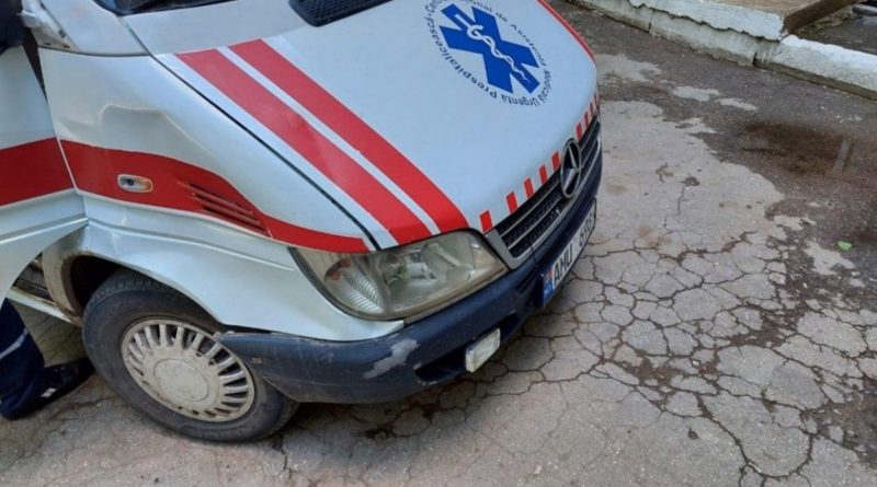 Starea fetiței lovită de ambulanță pe trecerea de pietoni din Bălți este în continuare gravă