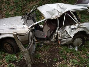 /FOTO/ Grav accident la Bălți. Șoferul a decedat în drum spre spital