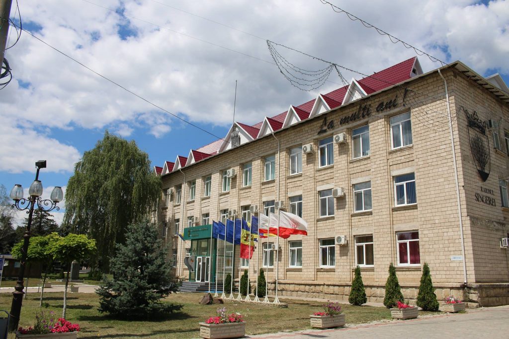 Președintele și vicepreședinții raionului Sângerei au fost demiși Președintele și vicepreședinții raionului Sângerei au fost demiși