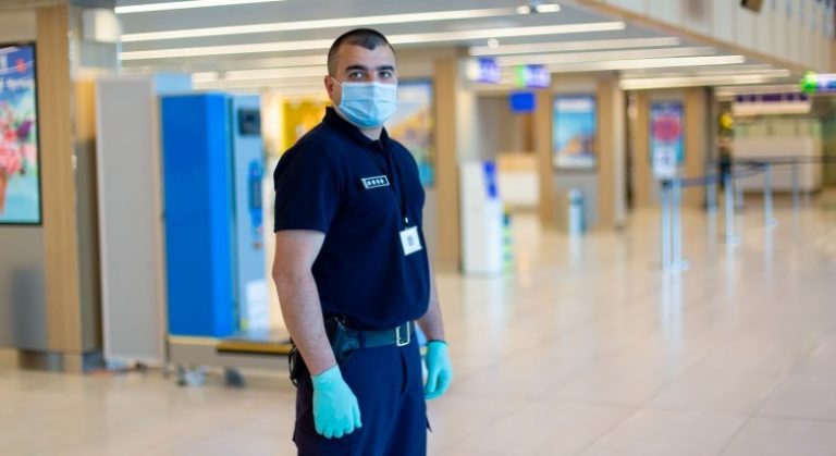 Încălcările depistate săptămâna trecută la vamă. 16 cetățeni străini au primit refuz de a intra în țară