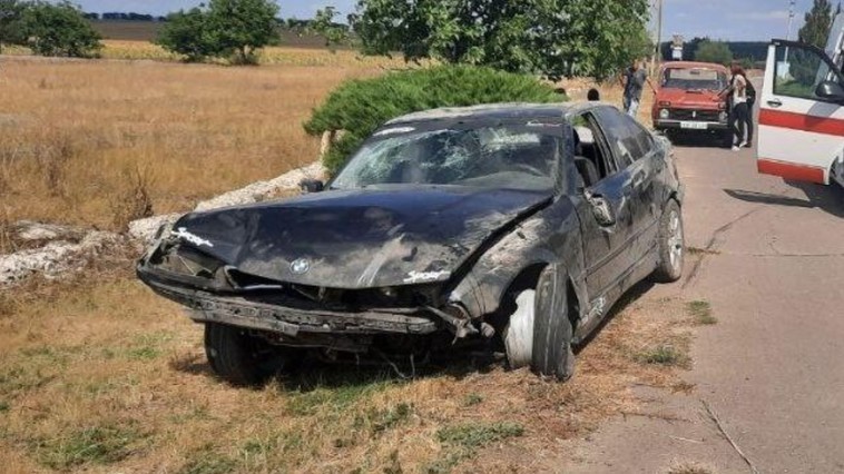 Accident grav la Drochia. Patru persoane au ajuns la spital după ce șoferul beat ar fi încercat să ocolească un câine