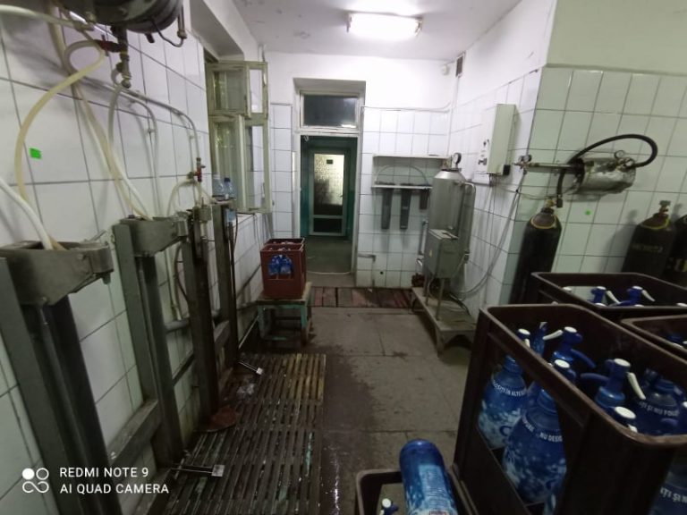 /VIDEO/ Nereguli la o firmă de producere a apei minerala în municipiul Bălți