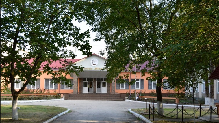 /DOC/ Un liceu din Drochia a intrat în carantină după ce mai multe cadre didactice au fost testate pozitiv la COVID-19