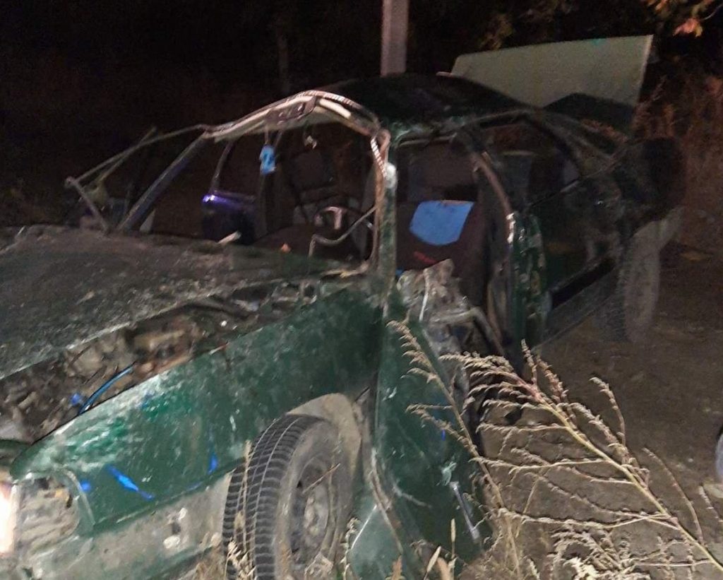 /FOTO/ Grav accident la Fălești. Cinci persoane, printre care două minore, au ajuns la spital