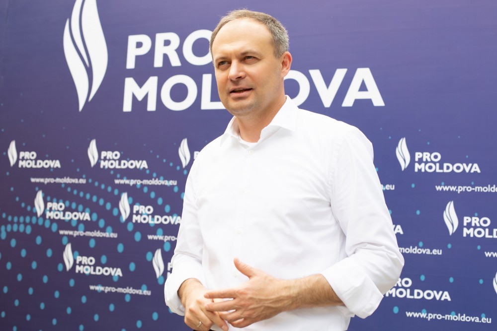 Patru deputați din Pro Moldova s-au retras din partid. Reacția lui Andrian Candu