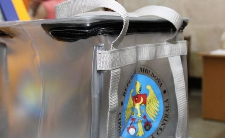 Persoanele infectate cu noul tip de coronavirus vor putea vota la alegerile prezidențiale din 1 noiembrie