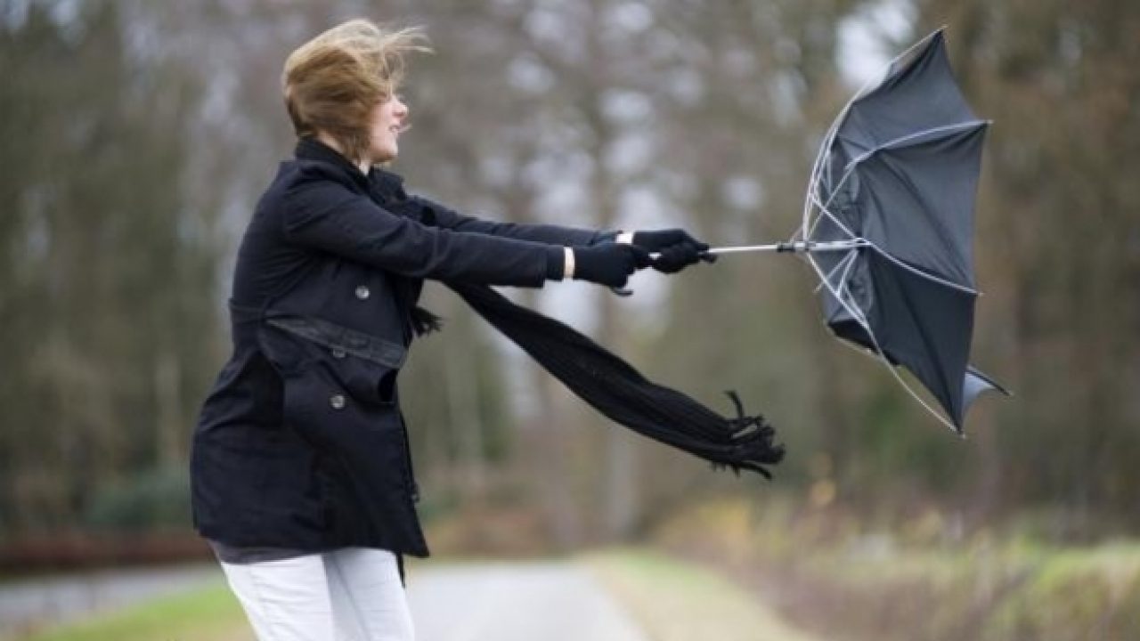 Atenție! Meteorologii au anunțat Cod Galben de vânt puternic în toată țara