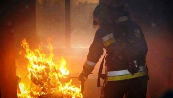 Tragedie în raionul Drochia. Un copil de doi ani a ars de viu într-o locuință cuprinsă de flăcări