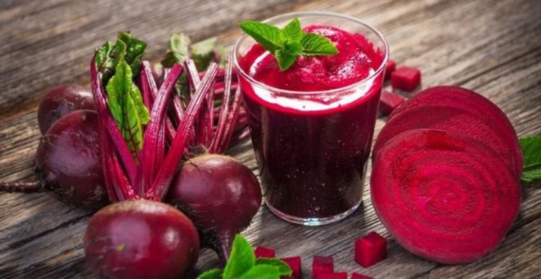 Patru băuturi naturaliste care scad tensiunea arterială