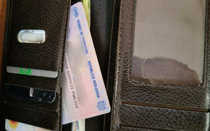 Un bărbat din raionul Fălești a găsit un permis de conducere și a încercat să treacă frontiera de stat, fără să îl declare