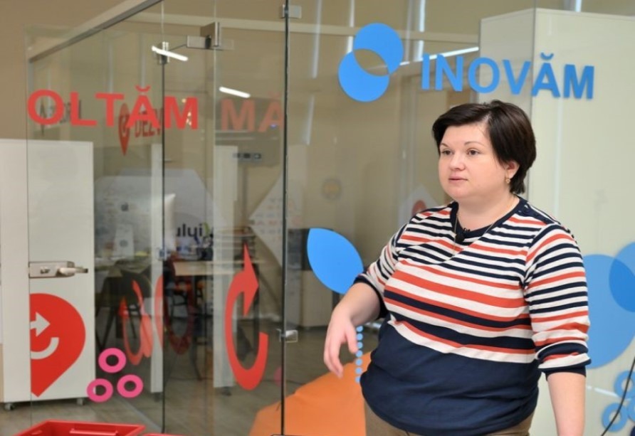 O profesoară din Bălți a devenit o promotoare a transformării digitale