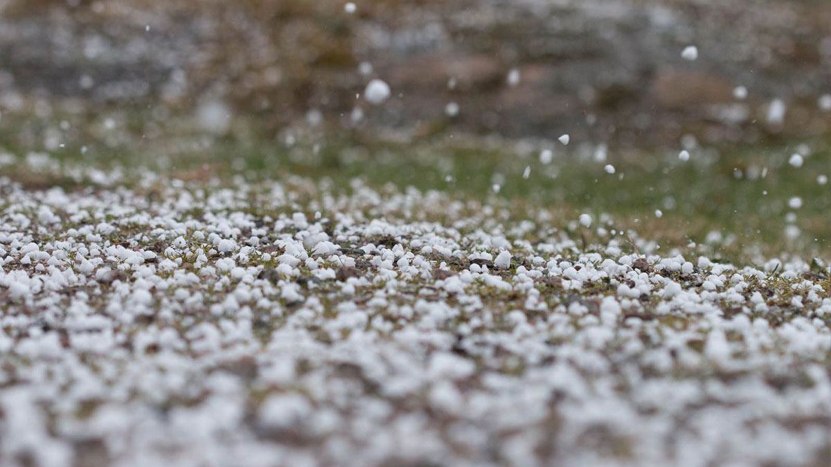 Atenție, meteorologii au anunțat Cod Galben de ploi cu grindină pe întreg teritoriul țării