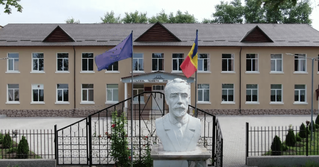 /VIDEO/ Mai multe instituții de învățământ din raionul Edineț eficientizate energetic cu suportul Uniunii Europene