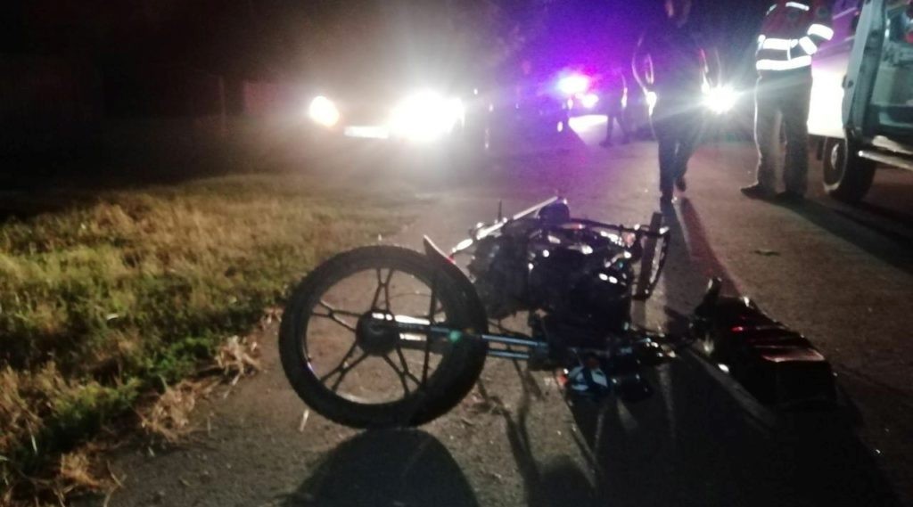 /FOTO/ Accident cu implicarea unei motorete în raionul Dondușeni. Un tânăr a decedat pe loc