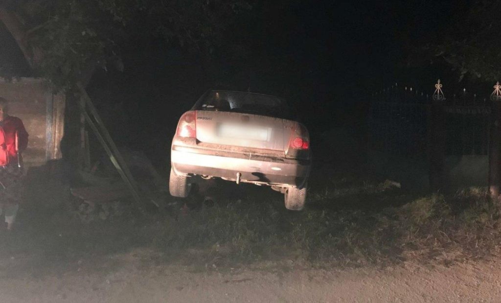 /FOTO/ Accident în raionul Edineț. Un bărbat transportat la spital