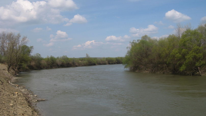 Avertizare hidrologică! Codul Galben de scurgere scăzută în bazinul râului Prut prelungit