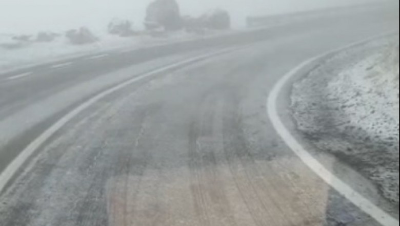 /VIDEO/ În România a căzut prima zăpadă din acest sezon