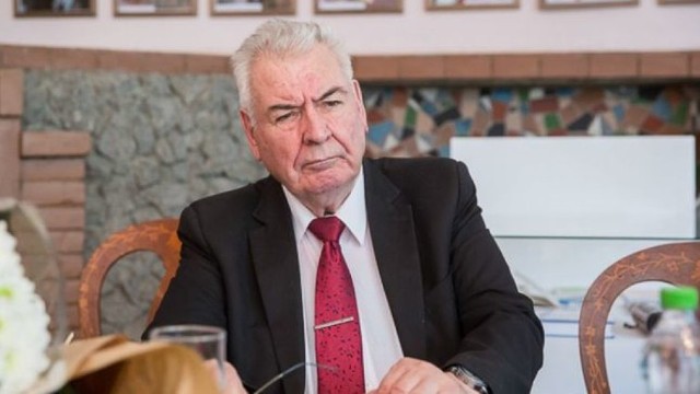 Academicianul Mihai Cimpoi împlinește 79 de ani