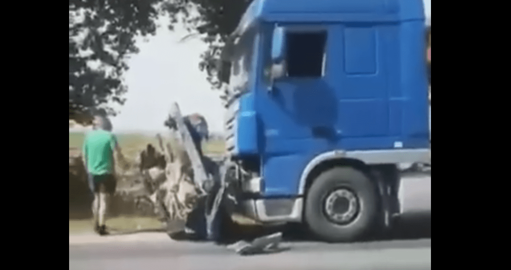 /VIDEO/ Accident cu implicare a patru unități de transport în raionul Drochia