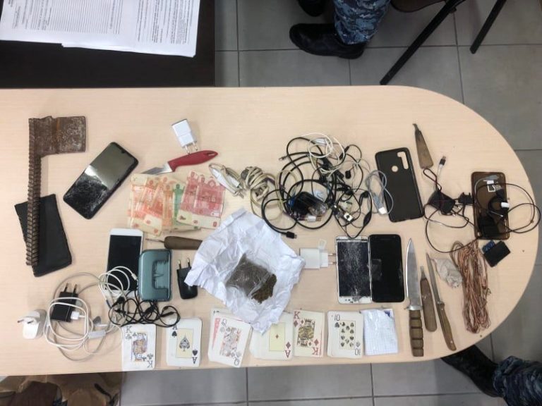 /FOTO/ Percheziții în penitenciarele Pruncul și Cricova