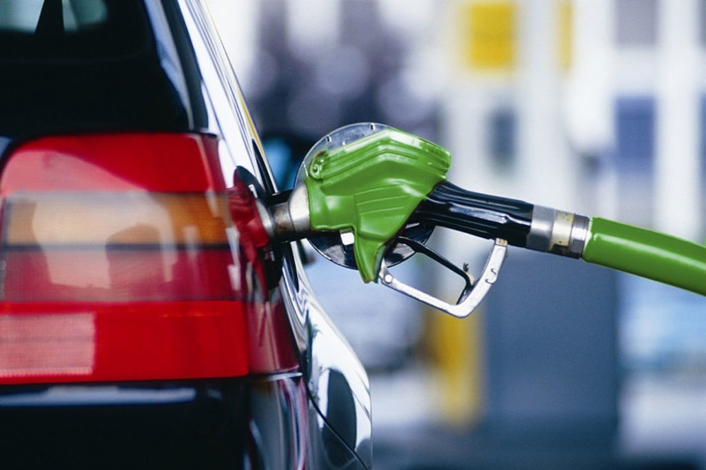 Noi scumpiri și ieftiniri la carburanți. Prețurile stabilite de ANRE