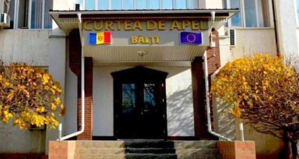 Percheziții la Curtea de Apel Bălți. Două persoane reținute