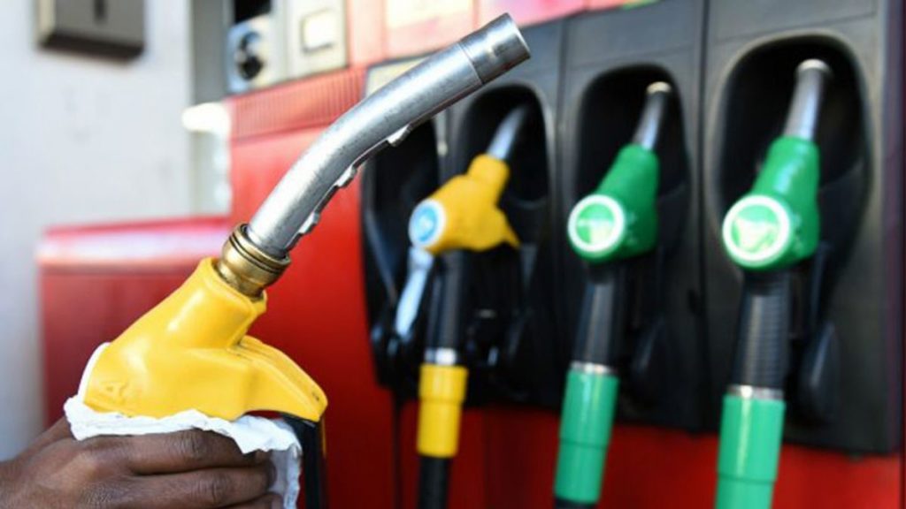 Noi ieftiniri la carburanți