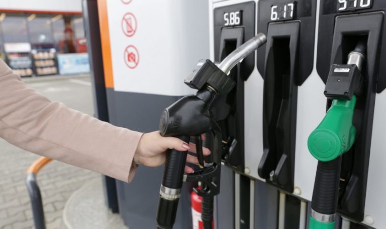 Nicio zi fără scumpiri. Prețurile la carburanți în creștere de câteva săptămâni