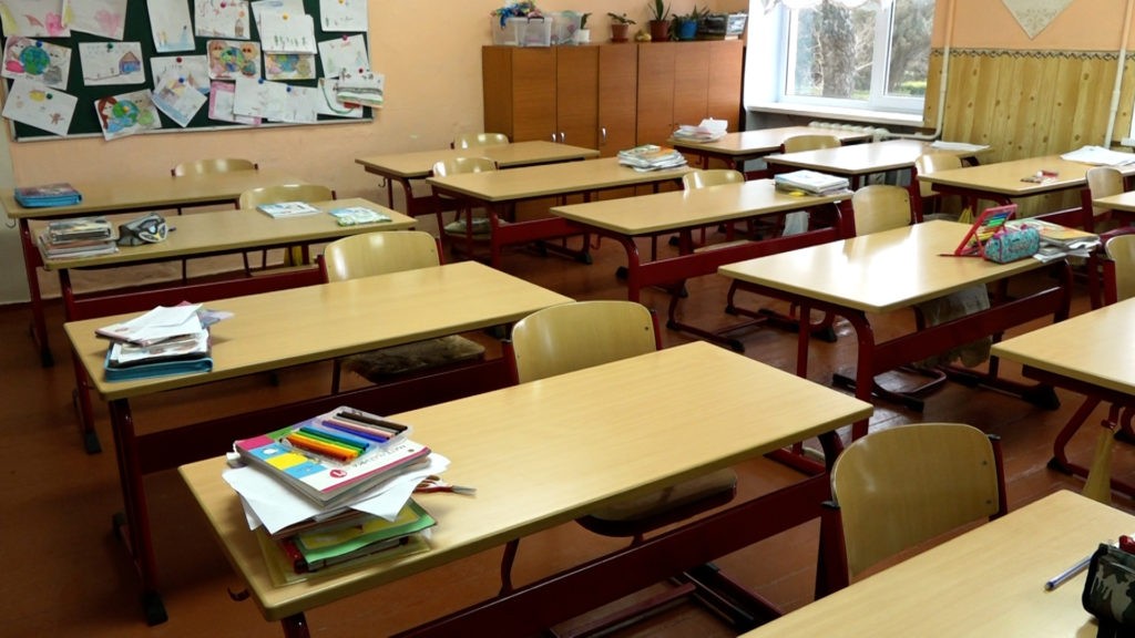 /VIDEO/ 20,1% din profesorii din Republica Moldova sunt la pensie. Îmbătrânirea cadrelor didactice și lipsa tinerilor specialiști – problema gravă a societății