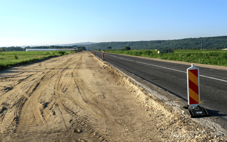 Guvernul va aloca peste 1,4 miliarde de lei, pentru întreținerea și reparația drumurilor naționale