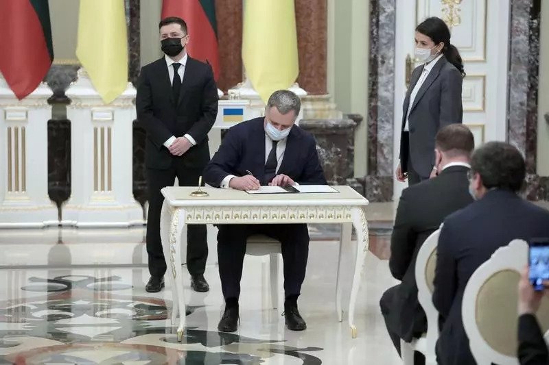 Украина заполнила анкету для вступления в ЕС