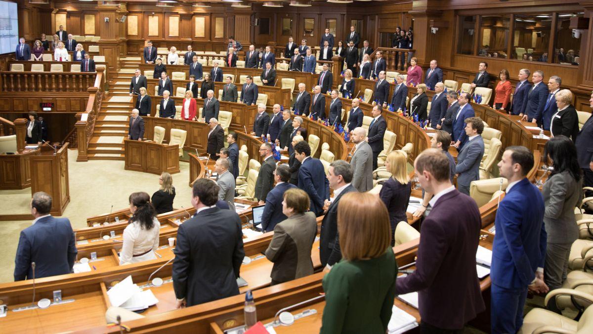 /LIVE/ Заседание парламента Республики Молдова