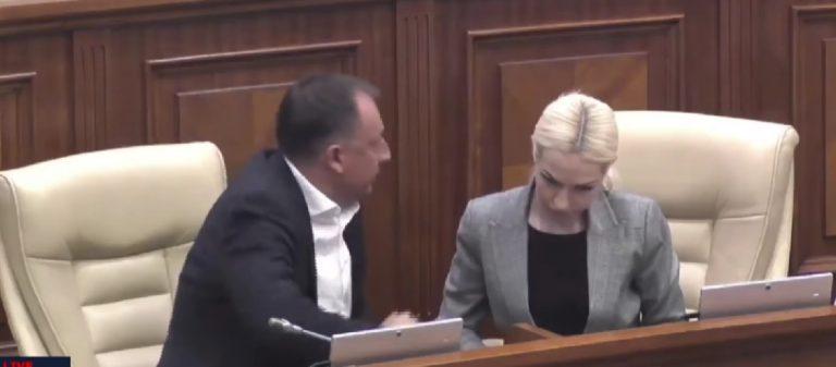 /VIDEO/ Dumitru Robu cere ridicarea imunității parlamentare a deputaților Marina Tauber și Ilan Șor