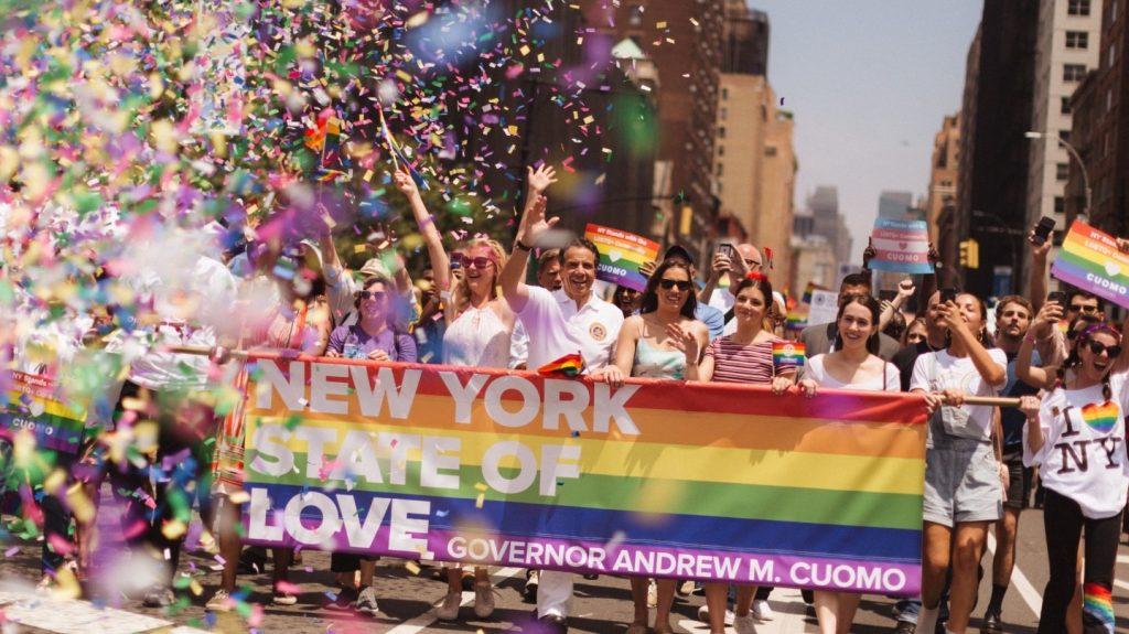 Locuitorii din New York pot alege cu „X” genul de pe actele de identitate
