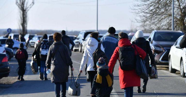 Familiile de moldoveni care găzduiesc refugiații din Ucraina pot cere ajutor financiar până pe 7 mai