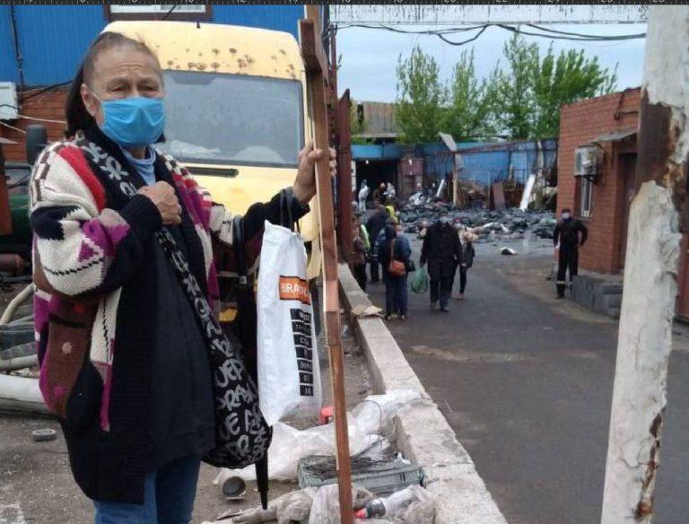 Aproape 200 de cadavre pe jumătate descompuse au fost găsite sub dărâmături într-un subsol din Mariupol