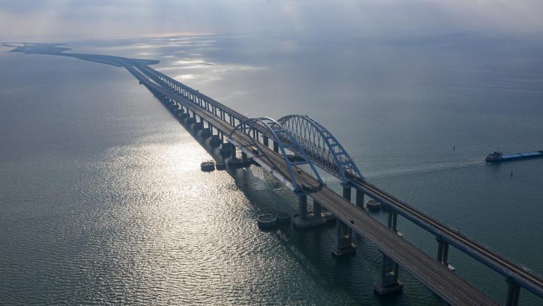 „Podul lui Putin”, care face legătura între Crimeea și Rusia, luat în vizor de armata ucraineană: „Dacă-l vom putea bombarda, o vom face”