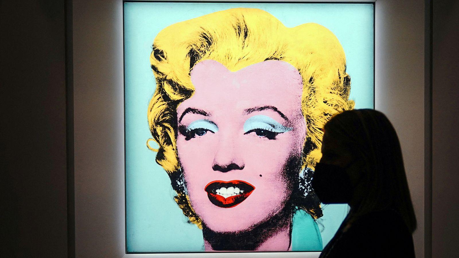 Un portret al lui Marilyn Monroe, vândut la licitație cu 195 de milioane de dolari