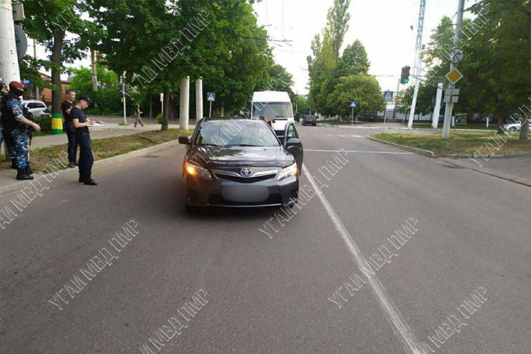 /FOTO/ O minoră din Tiraspol, strivită de o mașina în timp ce traversa strada regulamentar