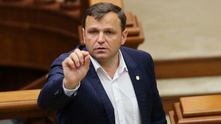 Andrei Năstase cere demiterea cabinetului de miniștri: Guvernul înregistrează eșec după eșec atât pe plan social, cât și economic