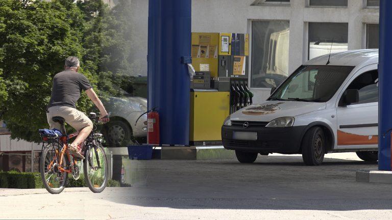 SCHIMBĂ MAȘINA PE BICICLETĂ