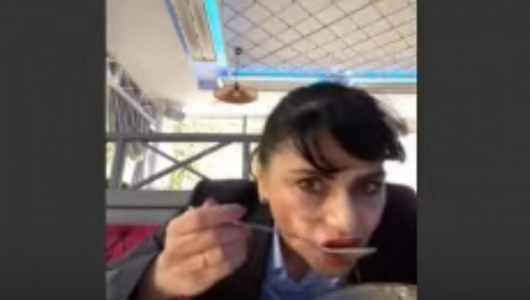 /DOC/ Deputata socialistă care mânca supă în timpul unei ședințe renunță la mandat și se retrage din partid