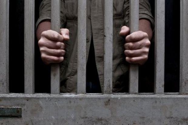 Un bărbat din Florești a fost condamnat la 15 ani de închisoare pentru omorul mamei sale