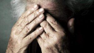 O bătrână de 70 de ani din Soroca a fost bătută și jefuită în propria locuință