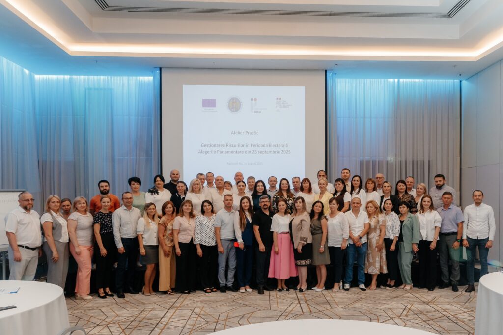 Funcționarii CEC la un atelier de instruire privind gestionarea riscurilor electorale, organizat cu sprijinul International IDEA