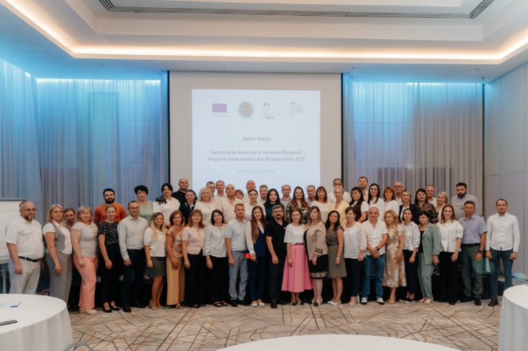 Funcționarii CEC la un atelier de instruire privind gestionarea riscurilor electorale, organizat cu sprijinul International IDEA