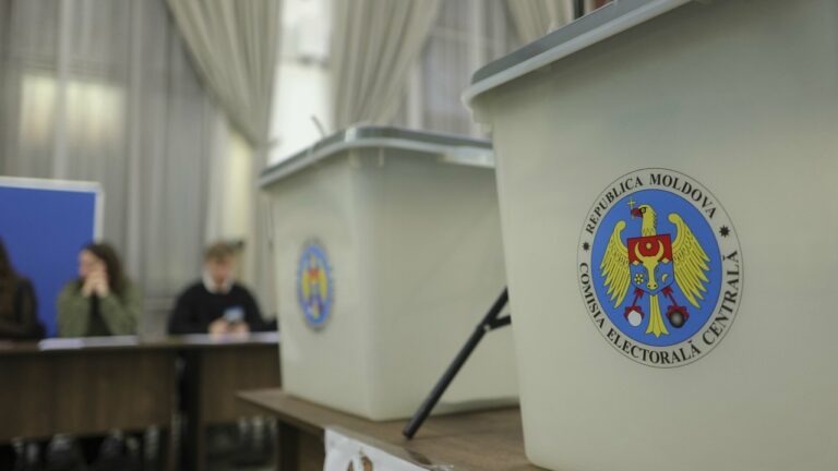 Tragerea la sorți pentru stabilirea ordinii candidaților în buletinul de vot la parlamentarele din 2025.