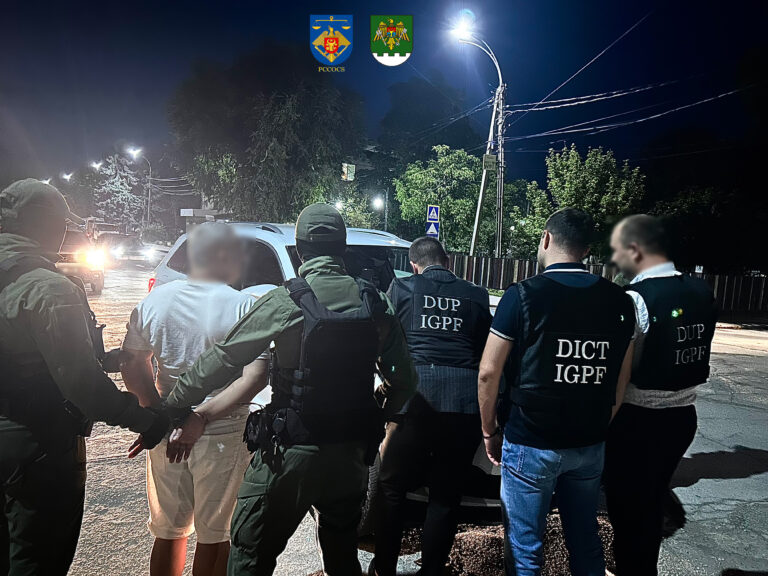 Poliția de Frontieră reține în flagrant un bărbat suspectat de șantaj și migrație ilegală în Moldova